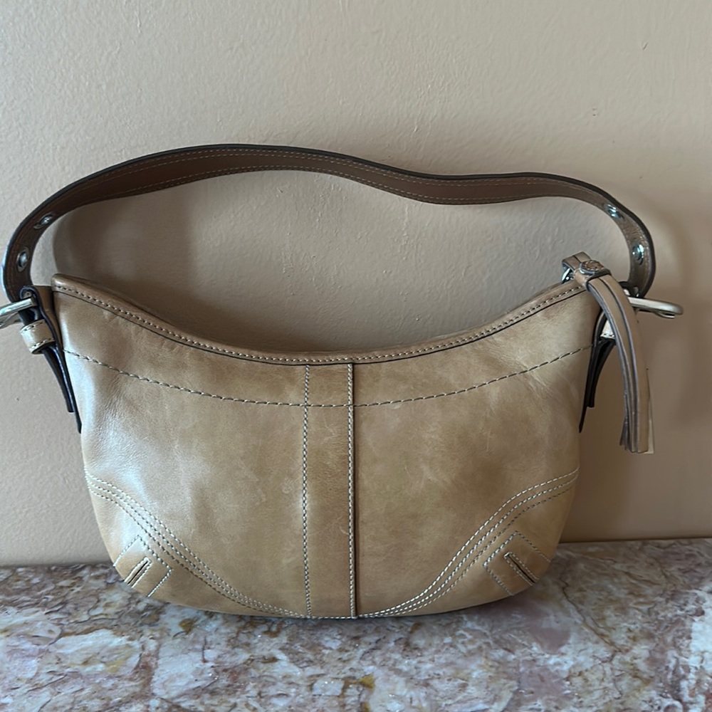 Coach Soho Small Leather Tan Heather Hobo Shoulder Bag With Stitching.